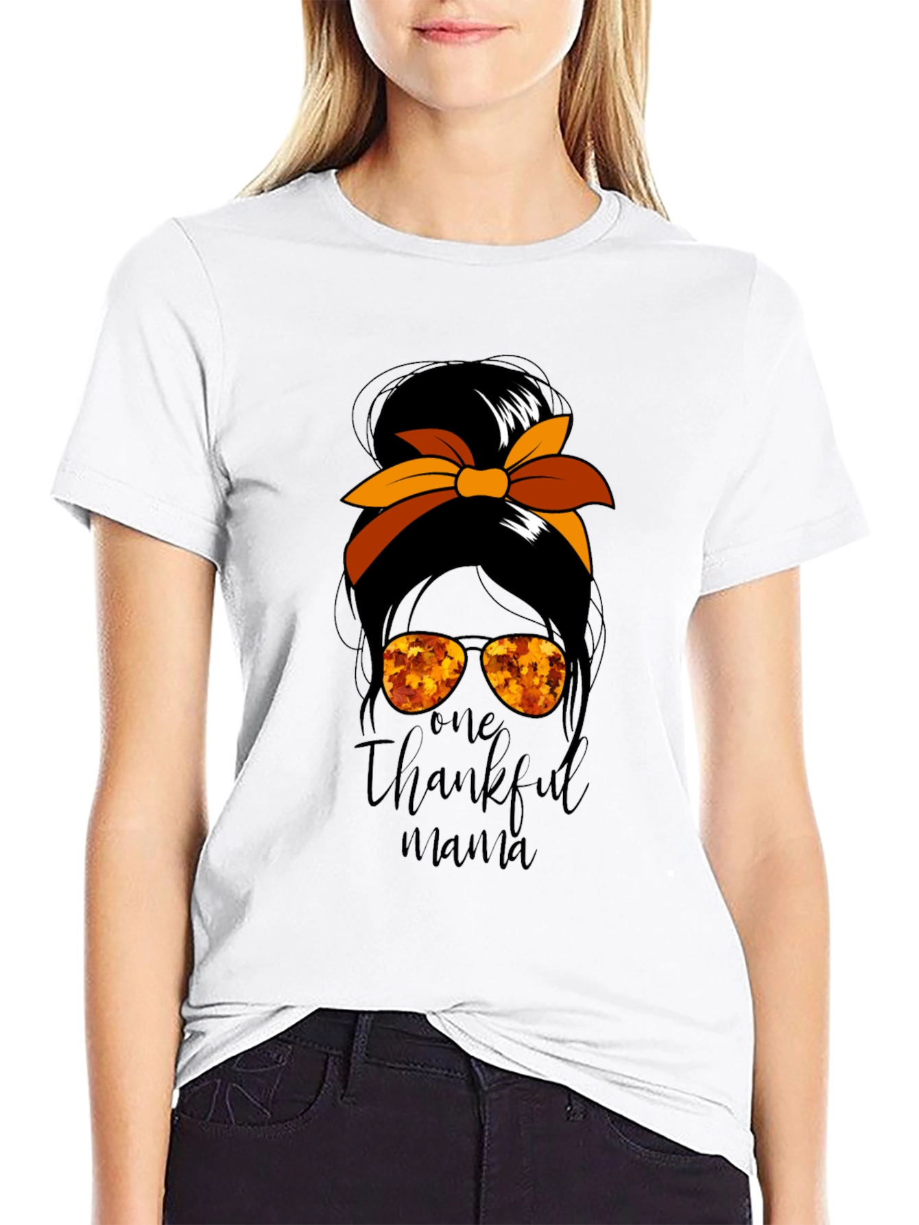 One Thankful Mama Messy Bun Thanksgiving T-Shirt